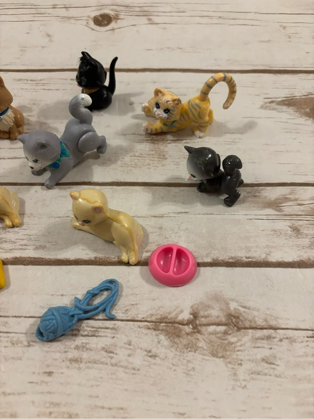 Vintage Littlest Pet Shop